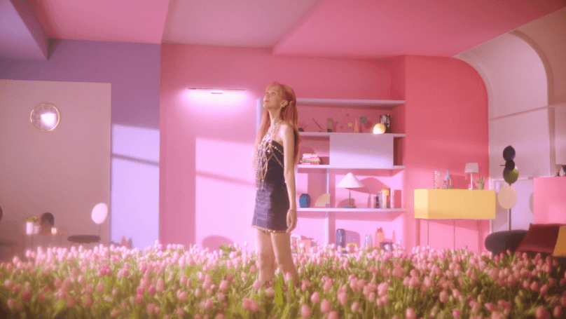 류수정 PINK MOON 티저 움짤_7.gif