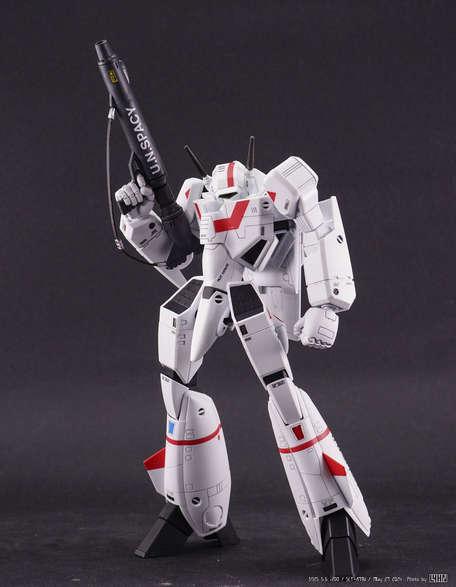 初版・絶版】 スーパーシェッズ 大空間のデザインと構法 クリス