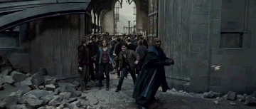 해리포터) 팬들이 경악한 그린델왈드의 궁극기_15.gif