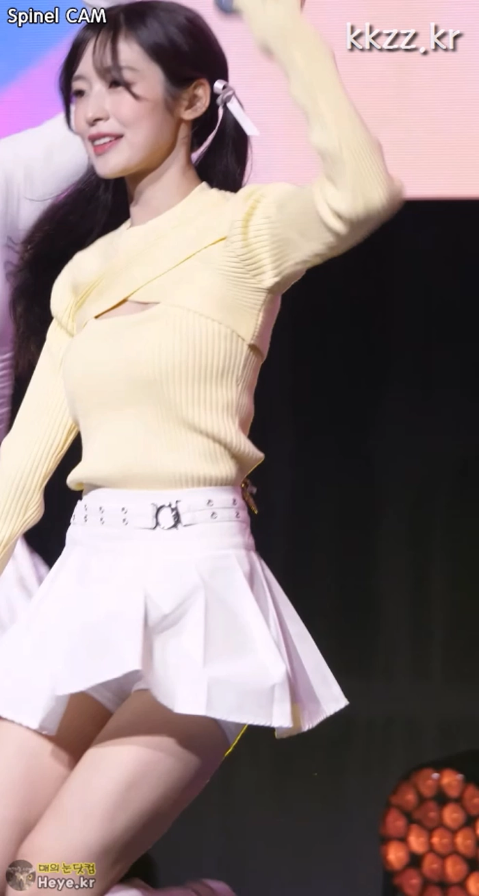 호불호 갈리는 머리 gif_2.webp