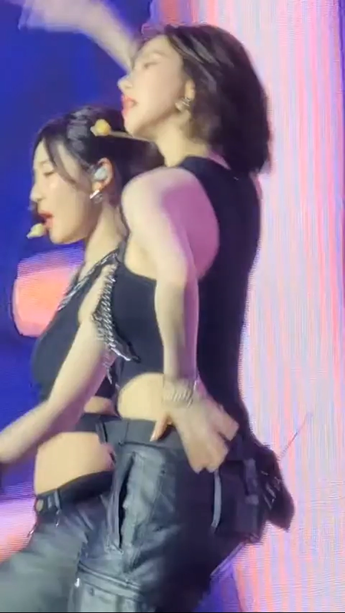 카리나 몸매 gif_1.webp