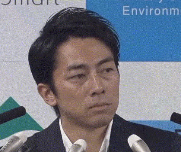 회의 1시간동안 깨지고 왔따_1.gif