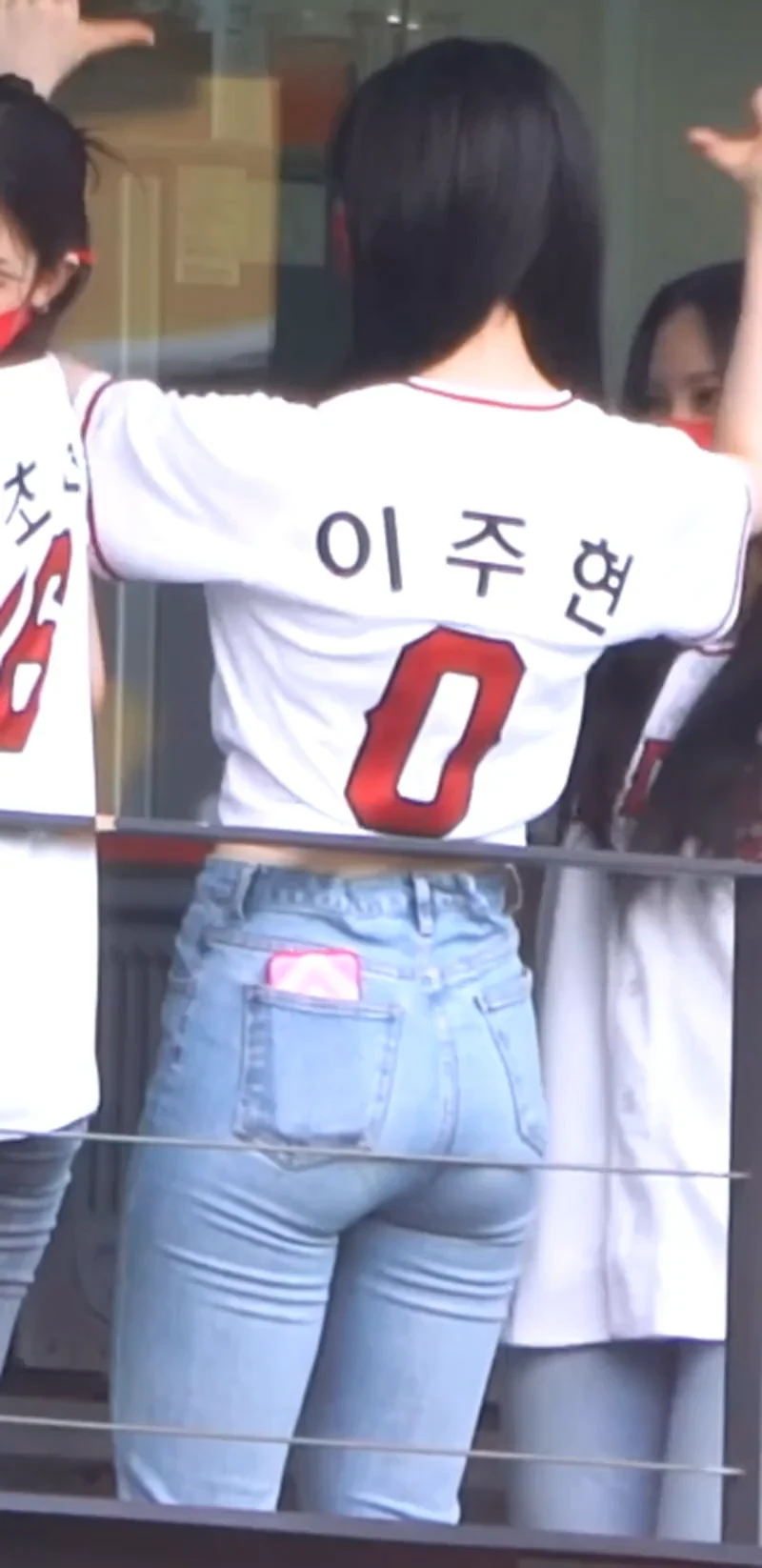 04년생 누나 gif_2.webp