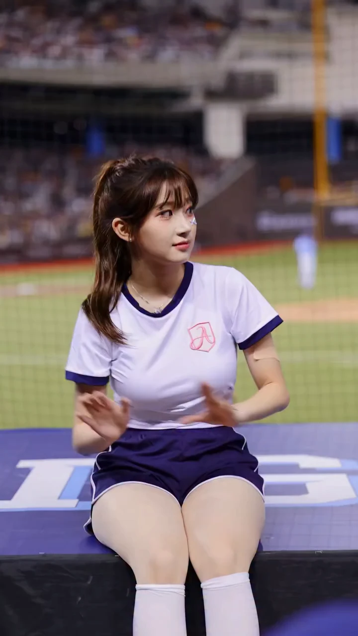반도의 치어리더 gif_1.webp